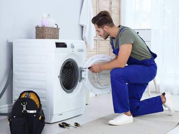 مشکلات رایج ماشین لباسشویی ایندزیت