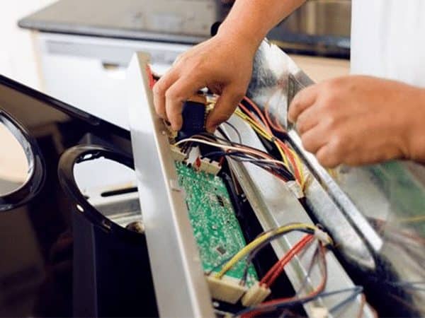 نشانه های خرابی برد ماشین لباسشویی